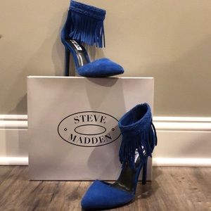 NWT Steve Madden pointed toe blue suede heels